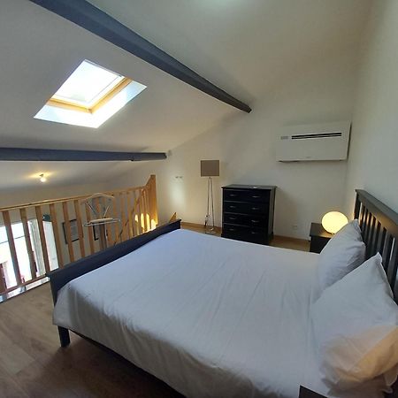 Les Logis Des Vignobles Saint Emilion En Duplex N 2 Avec Terrasse Apartment Ngoại thất bức ảnh