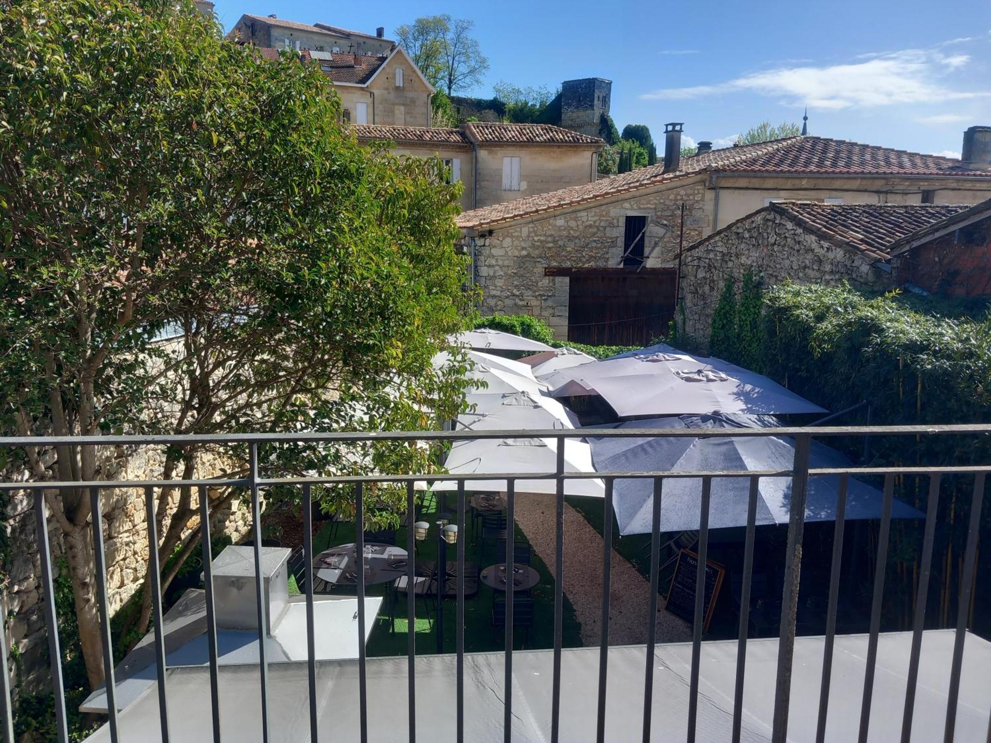 Les Logis Des Vignobles Saint Emilion En Duplex N 2 Avec Terrasse Apartment Ngoại thất bức ảnh