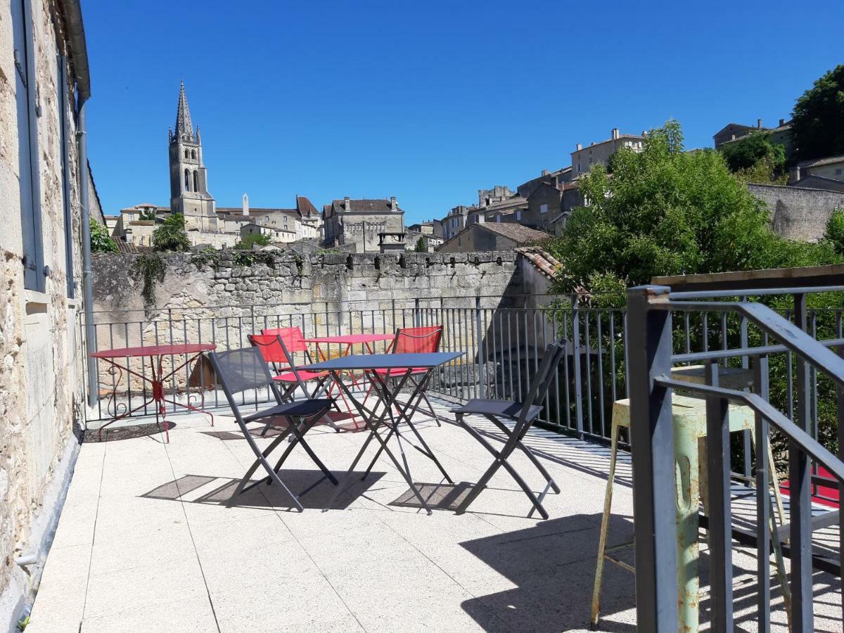 Les Logis Des Vignobles Saint Emilion En Duplex N 2 Avec Terrasse Apartment Ngoại thất bức ảnh